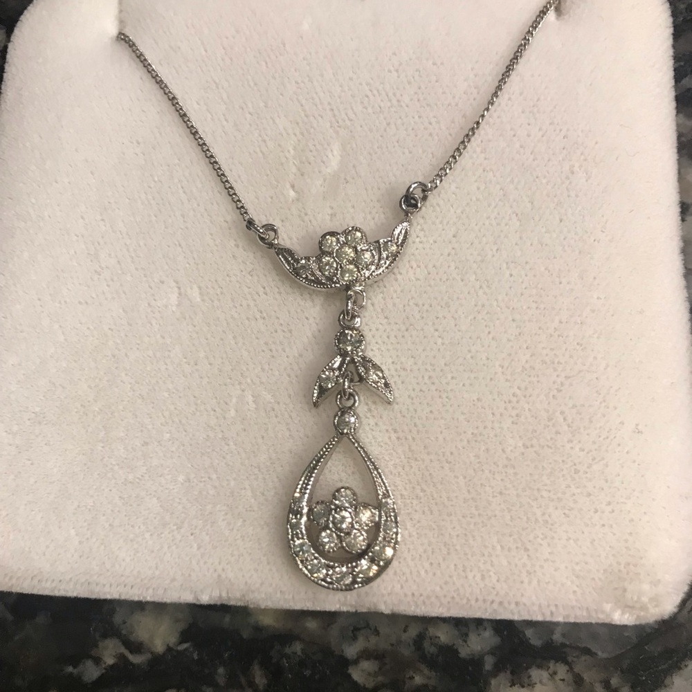 Necklace - Picture 2 of 2